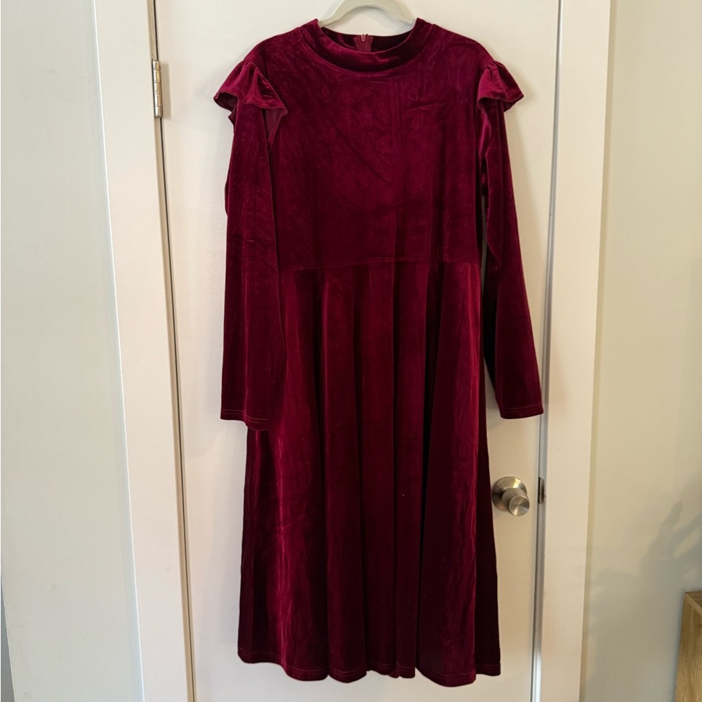 Velvet Long Sleeve Dress in Deep Red